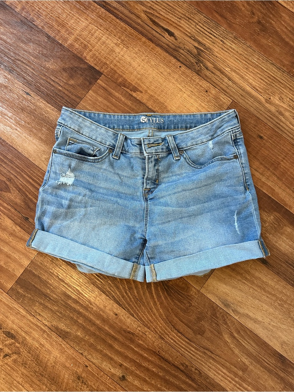 STYLUS Light Blue Rolled Cuff Denim Shorts